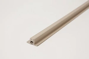 Keskenytalpú bahama beige PVC dilatációs profil 10mmx2,5m