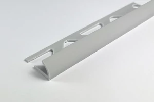 C íves manhattan szürke PVC profil 10mmx2,7m
