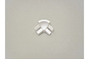 Higiéniai fehér beépíthető PVC belső sarok kapszula 8mm